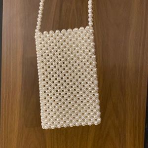 Pearl crossbody